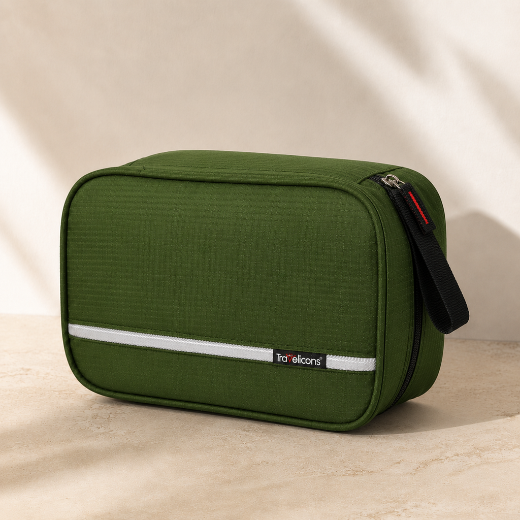 Trousse de toilette a suspendre homme - Compacte et Chic